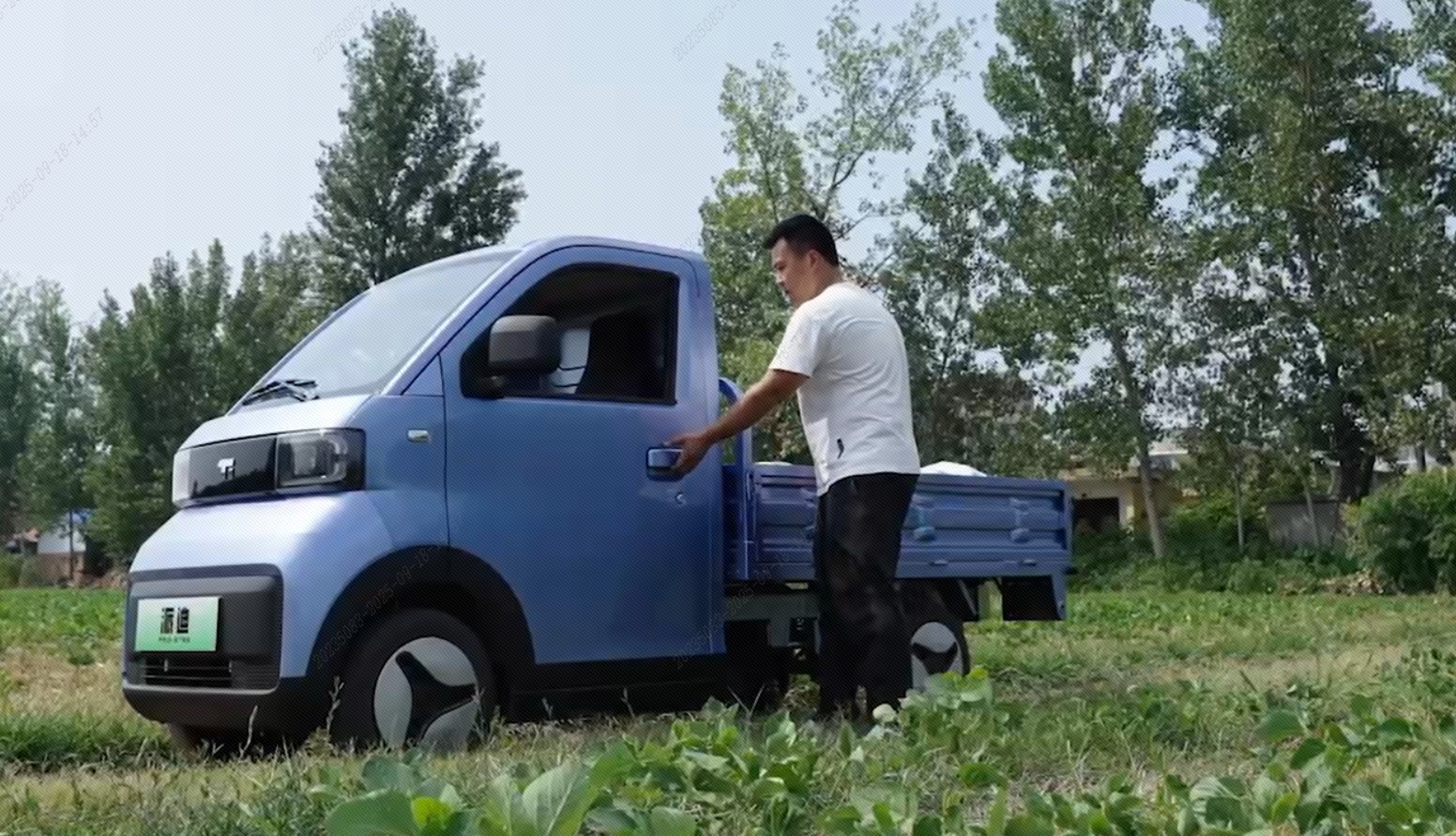 Bozhou pharmaceutical merchant Mr. Zhang's new transportation partner: Padi Mini Card, worry free and comfortable